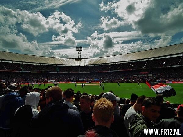 Feijenoord12's tweet photo. 1 woord: Prachtig http://t.co/LKxJIGFyO0