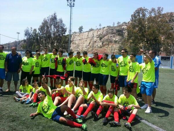 peperuizramos's tweet photo. Felicitar al infantil A  d la @calacd @ x su ascenso a 1º infantil. http://t.co/ZLtJxl7oOm
