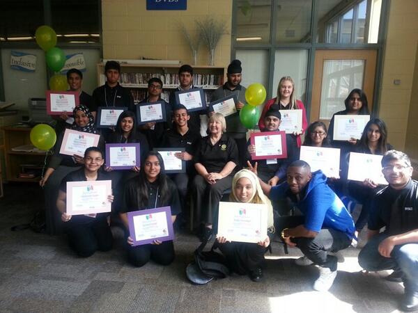 NadineDeerr's tweet photo. Group photo of students with #RYBLT leadership certificate @HMBSSBlizzards. http://t.co/utrXHKWiOj