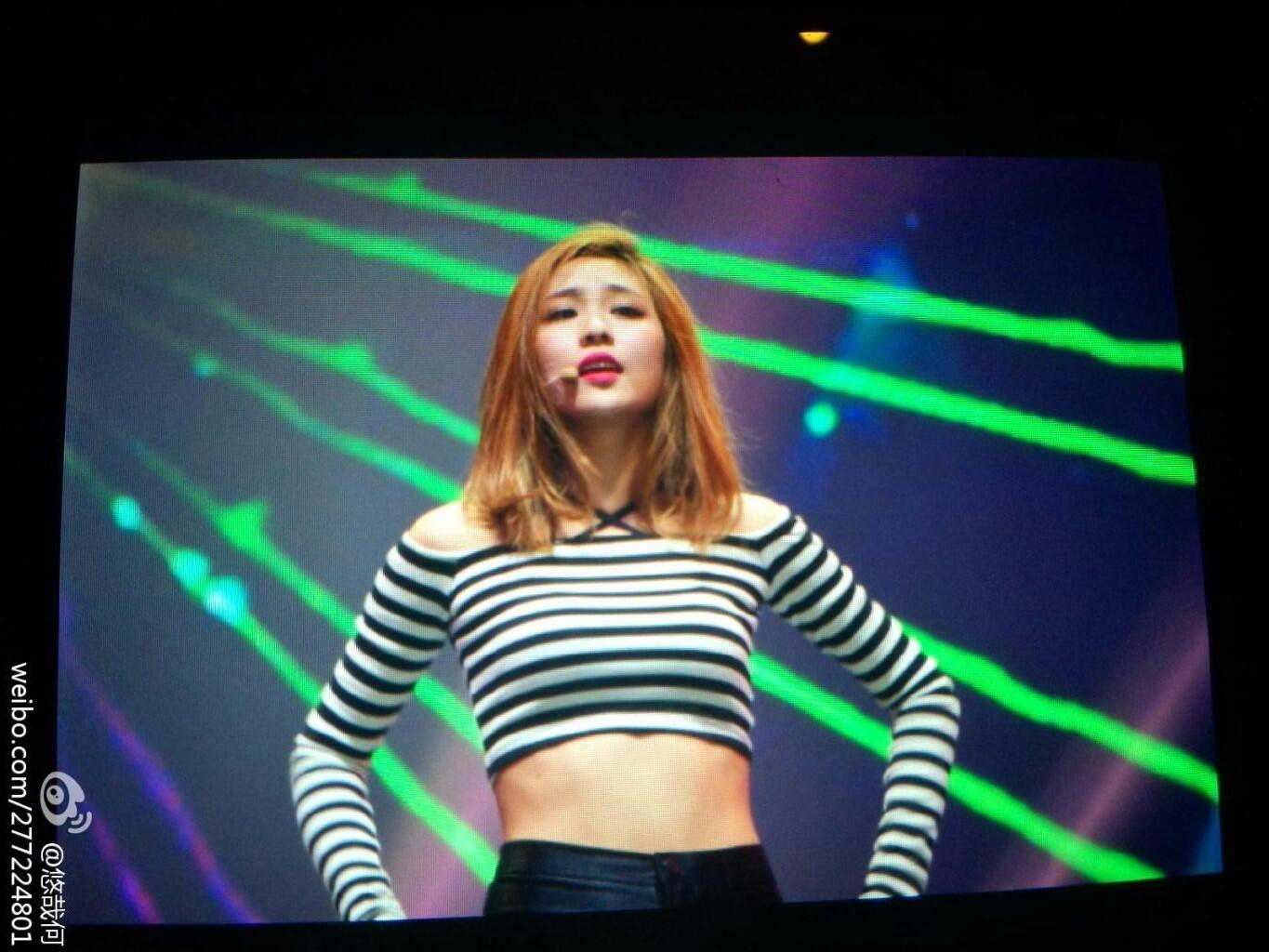 BnScsxpCYAEpl-V.jpg:large