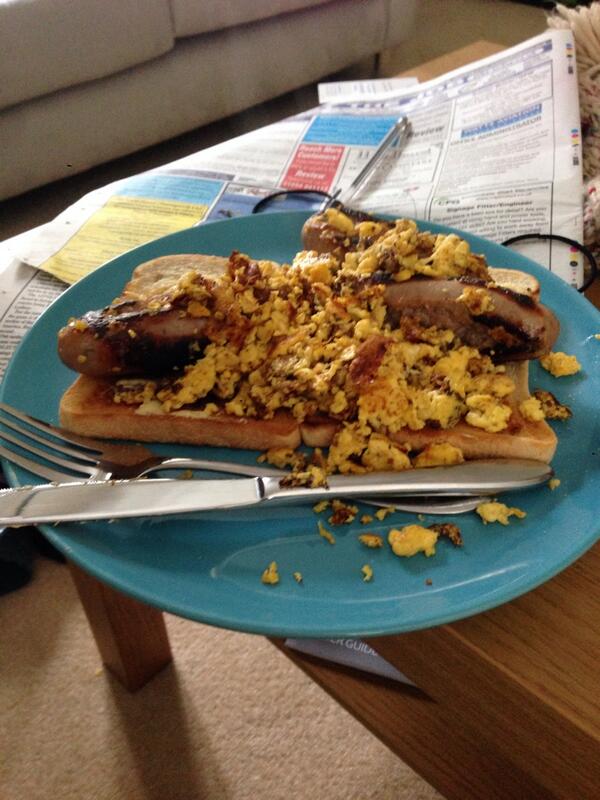 CallumOlias's tweet photo. What a yummy breakfast!! http://t.co/BGvH0lFbEs