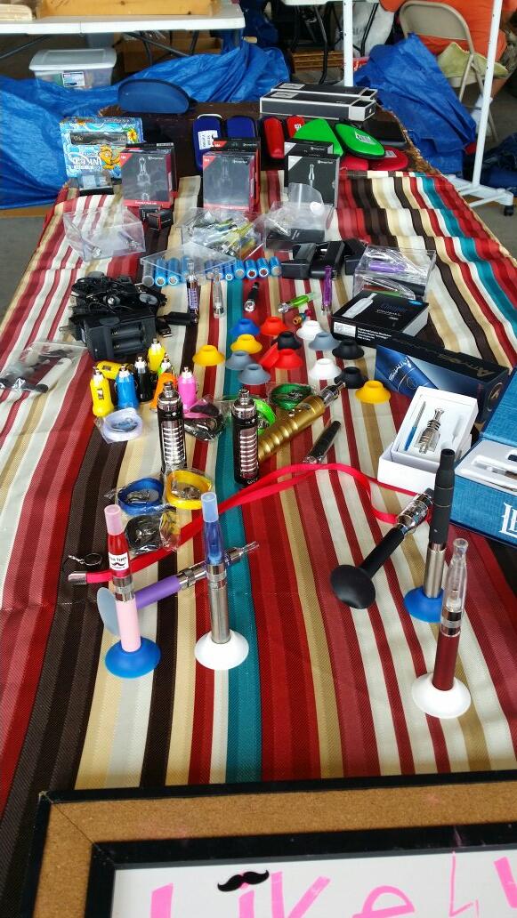 StashVapors's tweet photo. @Traders_Village #houston all day! Under the big green top! Come vape with us! http://t.co/4bA00DwXcw