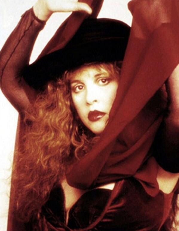 StevieNixChain's tweet photo. Well, I've run through rainbows &amp; castles of candy.. #SometimesItsABitch #SometimesItsABreeze #TimeSpace #StevieNicks http://t.co/Xy8owyXDmH