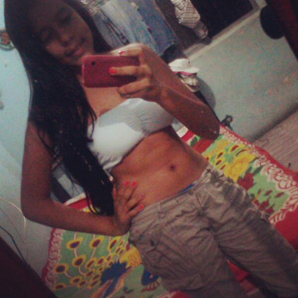 daniela131604's tweet photo. :G http://t.co/aM2Msfgzdk