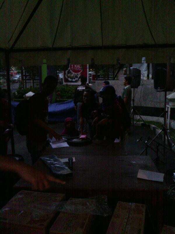 The day! Panitia lagi siap-siap nih!