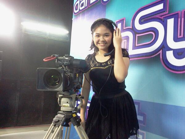 Wow cici keren..... cantik banget  👍"<a href="/Nicole_JrMCI/">Nicole AnggunLestari</a>: "Belajar jadi cameraman" stress karantina terus!!! Hehehe "