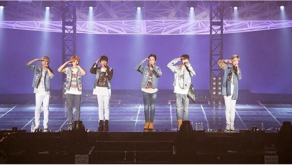 BAP_BABYs_Base's tweet photo. ｢News｣Sydney's love of Asian pop moves beyond the novelty of Gangnam Style http://t.co/0jWriAvYkB via @smh http://t.co/z5uvNnm2fT
