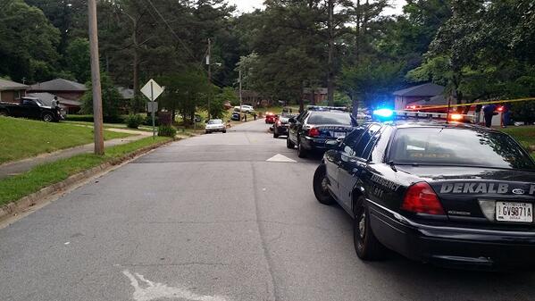 FOX5Atlanta's tweet photo. UPDATE: Police now say 5 people have been shot on Shamrock Dr. One dead, 2 critical, 2 expected to be okay. #fox5atl http://t.co/3Jdwo0VwhA