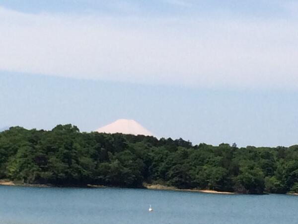 rinchan121's tweet photo. 今日は富士山が綺麗に見える http://t.co/sXpMVAlD8V