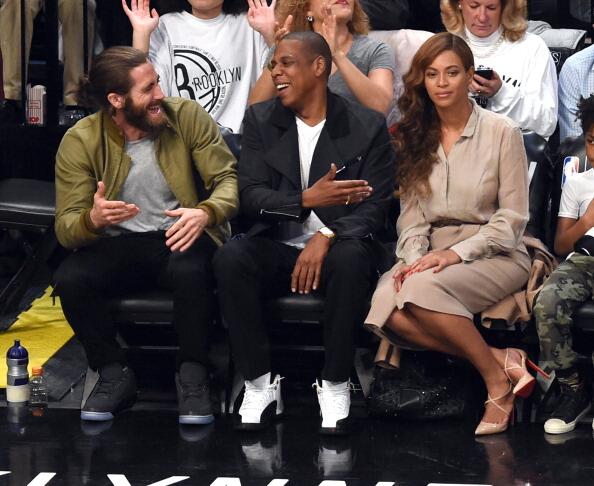 BnUXIAKIEAE3MYR.jpg:large