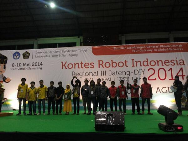 alexrahardi's tweet image. Selamat! para #Juara #KontesRobot Reg 3 di @KotaSMG @UKSW @UGMYogyakarta  @infoUNY @YourUnissula @AkademiaUII