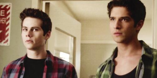 ScottGMcCall's tweet photo. Brothers who wear plaid
Stab each other in the stomach with swords and then go into each others minds to save them. http://t.co/PZ3lfIDrLF
