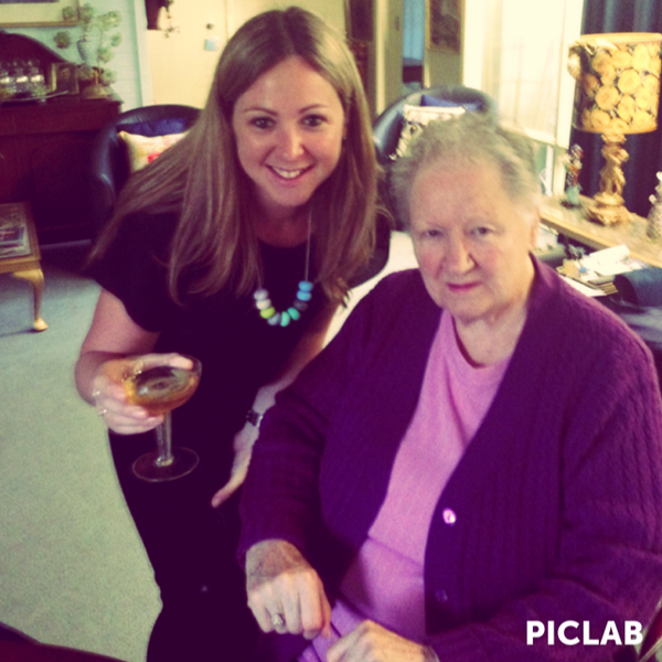 Alicia_Cohen's tweet image. Celebrating Mother’s Day with Nan. She was delighted with the iTunes gift voucher, flowers and bubbles. #85 #nolesson