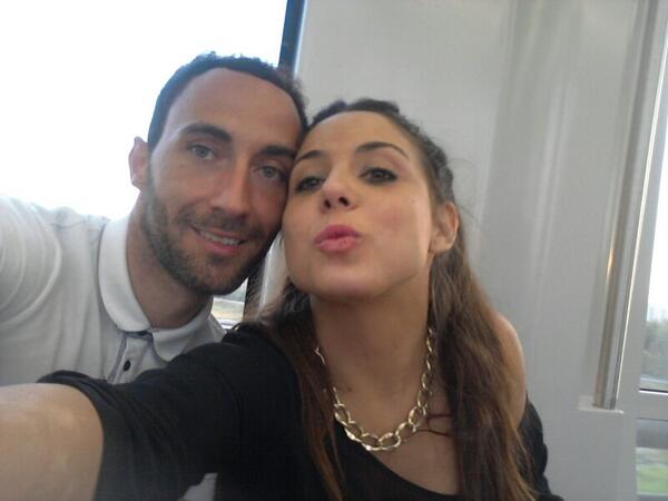 debdiasil's tweet photo. @alvaritomm84  buenos diasss sevillaaa y te keremos asta el año k viene http://t.co/OOyz6FaW63
