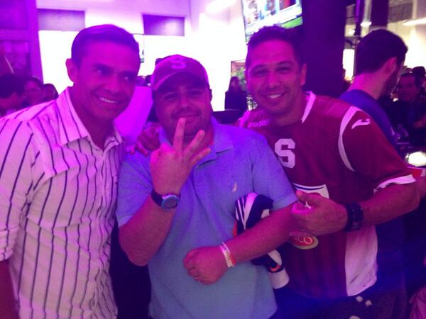 VaritosanchezA's tweet photo. El equipo más grande y más ganador del país #quelindosermorado http://t.co/QrSdwUPIrn