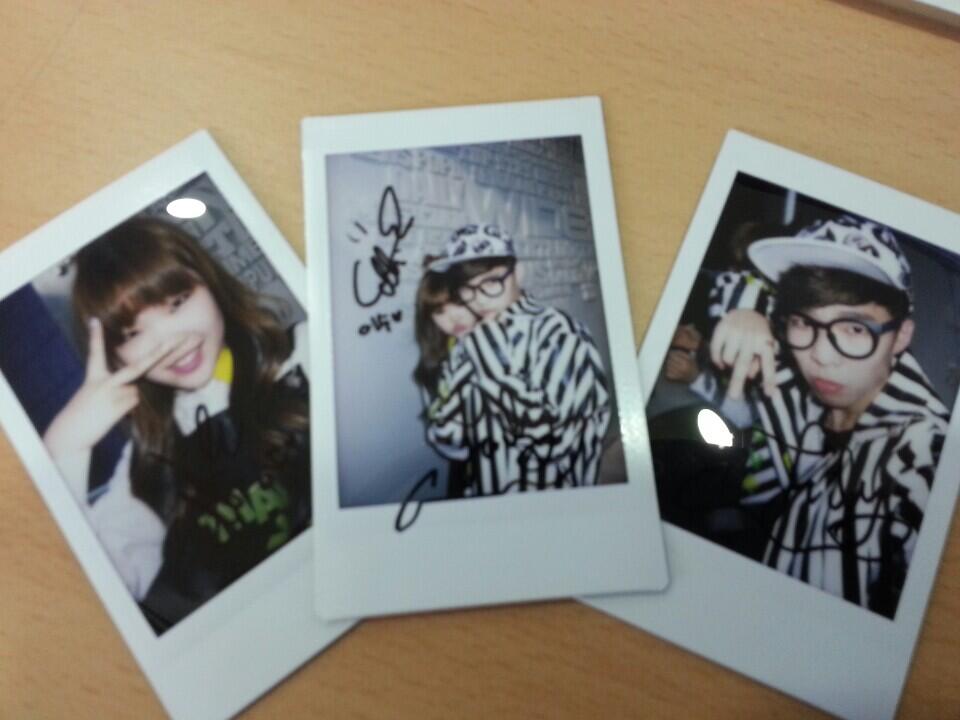 BnVvDp9CEAEyb-E.jpg:large