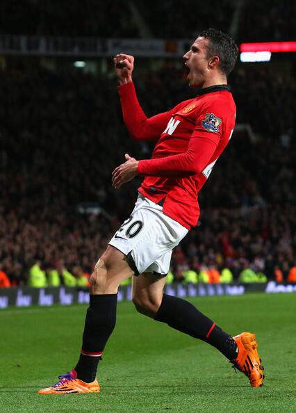 manchreds's tweet photo. 'Jika RvP cetak 2 gol (vs Southampton) kami akan beri t-shirt ManUtd bagi yang meretweet + follow @ArosbayaJersey!' http://t.co/pyLDgivZD9