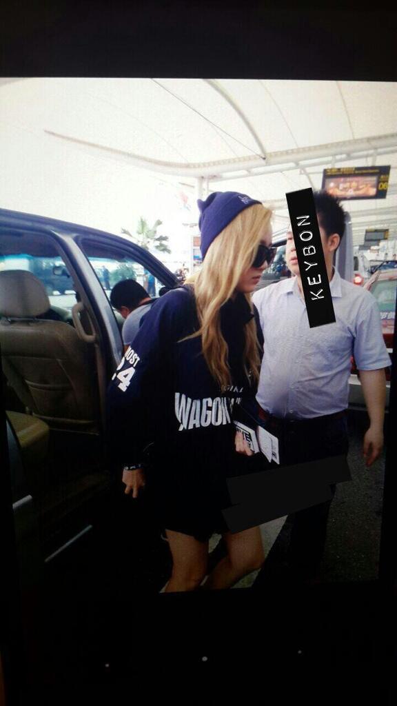 mengjiya's tweet photo. "Jia_TH: Jia @ Guangzhou Airport http://t.co/QTXzh1es1n"