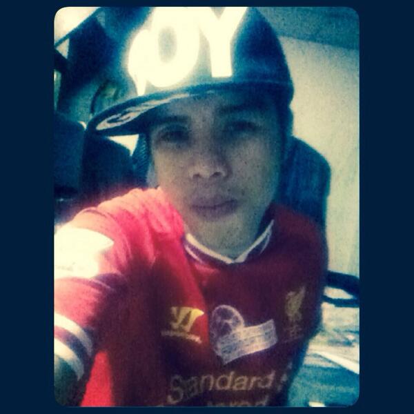 FirstSatra's tweet photo. @ThaiLFC http://t.co/toqdNi6MRk