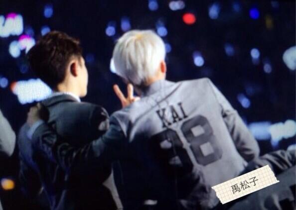 kaidoroom's tweet photo. {Preview} 140511 KaiSoo Comeback showcase น่ารักมากก *^* (via.amour_kaisoo) http://t.co/T7nZnKQP4Z