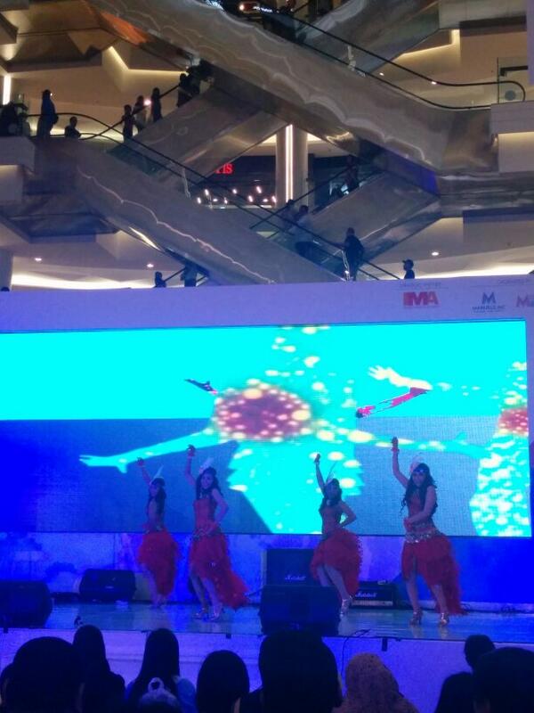 Acara <a href="/auto2000camp/">auto2000campaign</a> SHOW "People With Passion sudah dimulai. Yuk gabung! #JMW2014