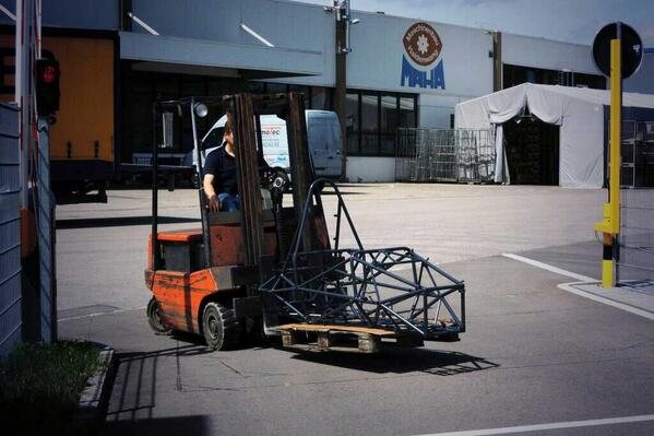 Frame of #TOMSOI_VI is getting back from coating process
Thanks a lot to MAHA Maschinenbau Haldenwang GmbH &amp; Co. KG:)