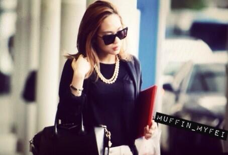 BnWJfF4CcAEmusx.jpg:large