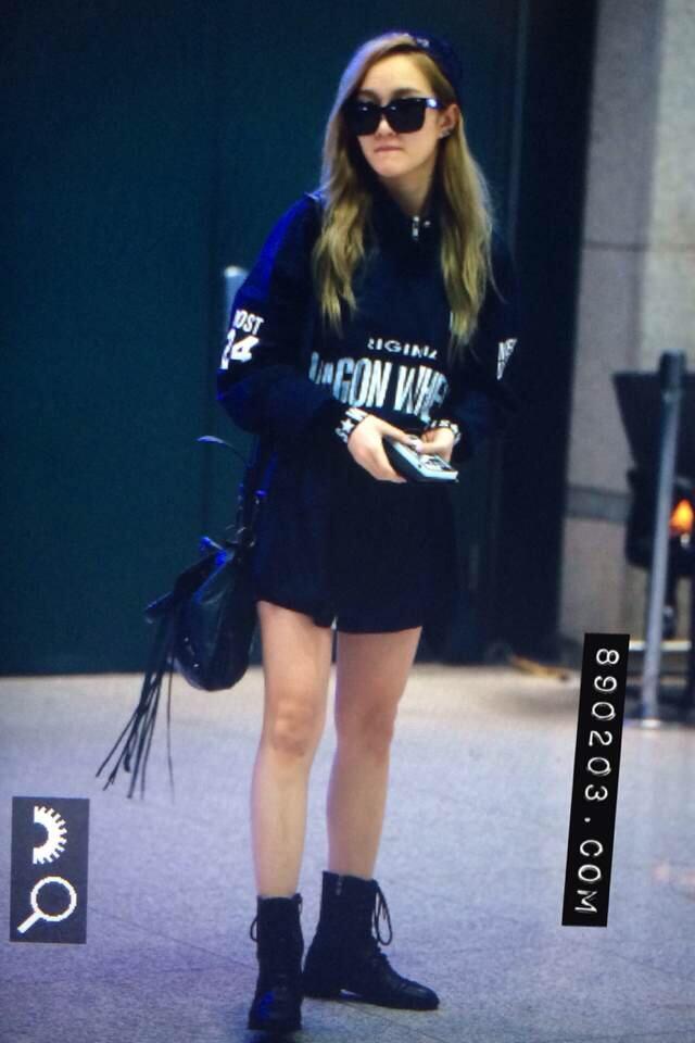 BnWQmRCCAAAx3b7.jpg:large