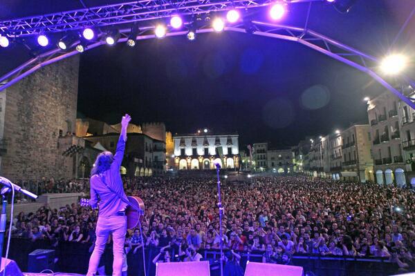 #Cáceres | Womad 2014 se despide con presencia masiva de público bit.ly/1nvm2YX vía <a href="/hoyextremadura/">Diario HOY</a>
