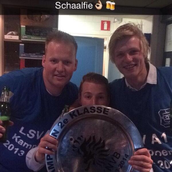 LSVLONNEKER's tweet photo. Ook de #schaalfie heeft zijn intrede gedaan in Lonneker http://t.co/xkJNogRQOK