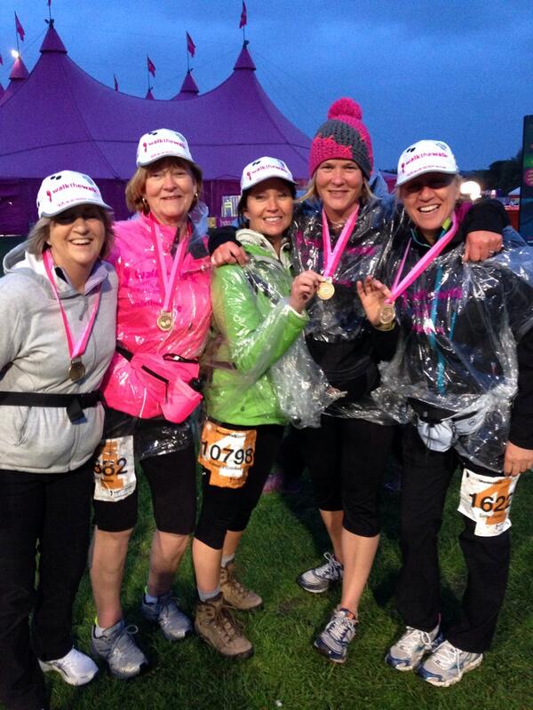 Kimmy_kim6's tweet photo. “@MandyHickson: Well done Haven Hooters! A brilliant achievement #MoonWalk2014 http://t.co/f9wsgclCOo” well done to you all! :)