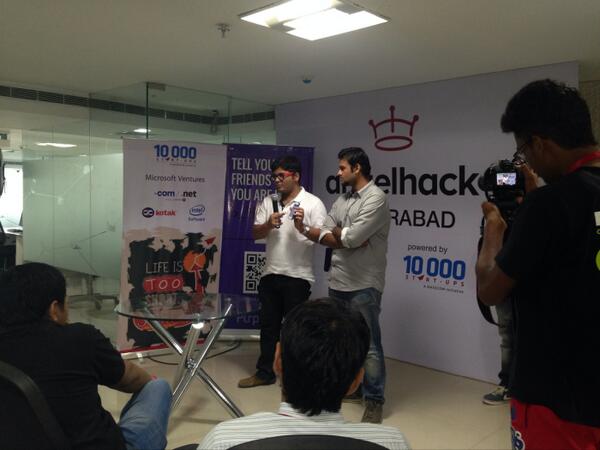 xcubelabs's tweet photo. Team showing the demo of their app - gamojo, gamification of sports #angelhackhyd http://t.co/TSMTN1KBNK