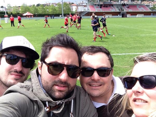 @Stadefoyen33 <a href="/stanstfoy/">Stan Larios</a> <a href="/MerlateauTony/">Merlateau tony</a> <a href="/JeanDesireLamy/">Jean Désiré Lamy</a> @Alexmaumont Tous avec le stade! 🔴⚫️ #victorious