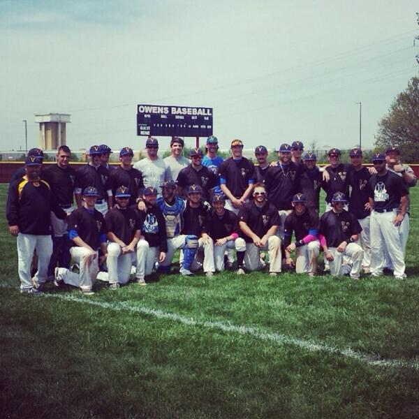 VU_baseball's tweet photo. Sub-regional champions!! http://t.co/mASEClxor2