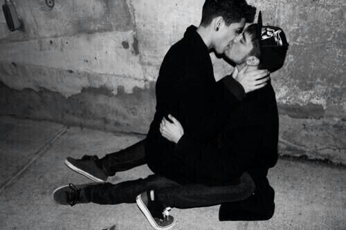 _Incomprise_'s tweet image. .