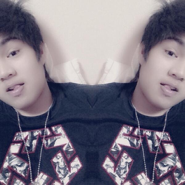 MEmarrious's tweet photo. GOODNIGHT :) http://t.co/zGsByBWWaz
