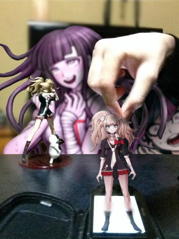 Conbear Ar Twitter 罪木ちゃん家に招いて江ノ島フィギュアと画面から江ノ島さんを引きずり出すというサプライズをプレゼントしてあげました 狂喜乱舞してます 罪木蜜柑生誕祭14 5月12日は罪木蜜柑の誕生日 Http T Co Cgg1we5x15