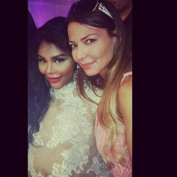 #MobWives @DritaDavanzo sure made it to @LilKim's #royalbabyshower...  'Anything we do we do IT BIG'