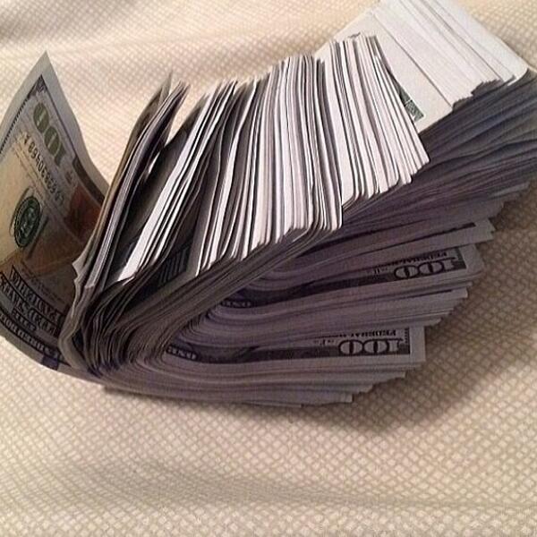 mya_long's tweet image. 💰💰💰💰