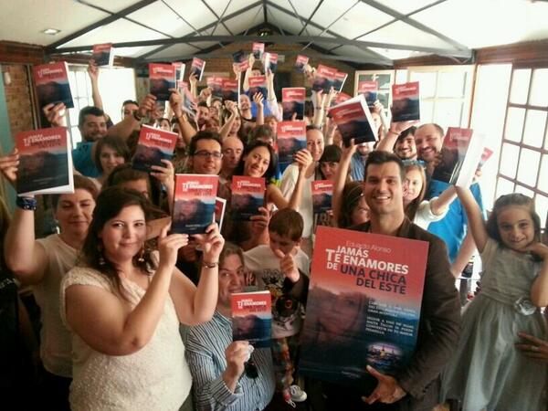 Felicidades amigo Edu Alonso <a href="/Multielasticos/">Multielasticos</a> por la presentación de tu libro Jamás te enamores de una chica del Este