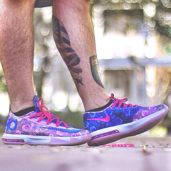 UserKicks's tweet image. Aunt pearls