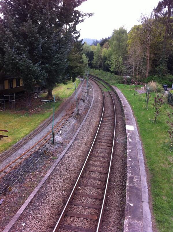 samtalbot1234's tweet photo. Betws Cycoed typical Welsh Mountain Train Town http://t.co/ixGUDgaTss
