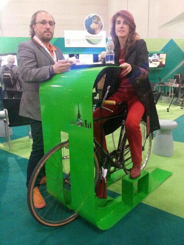 <a href="/SalonedelLibro/">Salone Libro Torino</a> #SalTo14 allo stand #nutrirsidipaesaggio #aiapp la #bicicletta pensata per il drive-in ecologico.