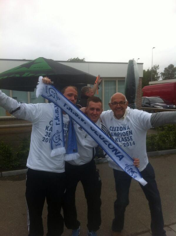 Cluzona's tweet photo. Complimenten aan Virtus. 90 minuten volle tegenstand en daarna vol opgaan in de feestvreugde. Prachtig! http://t.co/TBiWJjuns0