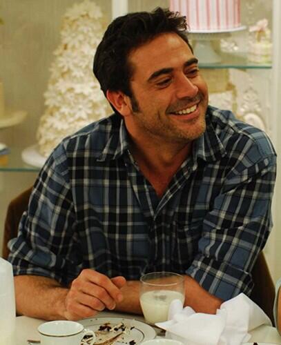 NaNeh_Na's tweet photo. De esos hombres guapos y maduros que gustan de ver. #ChicoPerfecto 😍 http://t.co/mTGwJJQxNA
