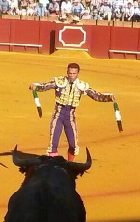 1 oreja para <a href="/AntonioFerrera9/">Antonio Ferrera</a> en #Maestranza14 . Magnífica faena! Enhorabuena Maestro! Y apoderado! <a href="/rauleltato/">Raul Gracia</a>