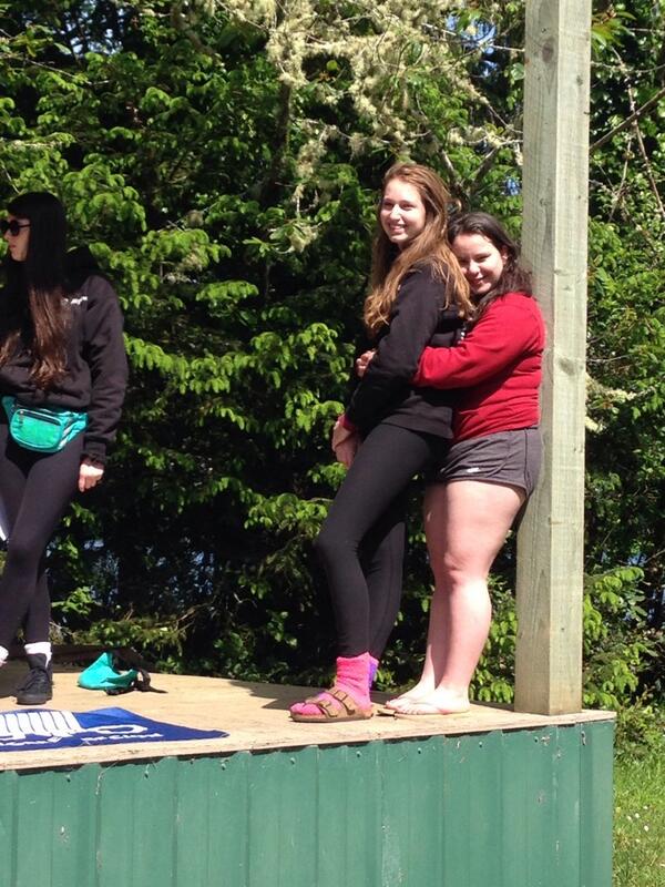 EGRMorah's tweet photo. Gonna miss this girl, don't know what id do without her http://t.co/stIpzSqs77