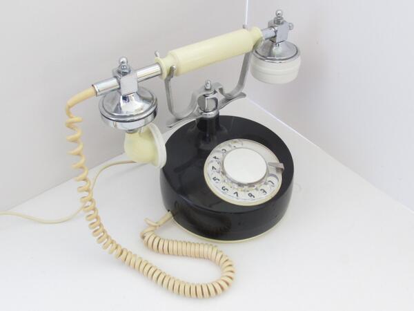 VEF TA-1165 "Stella" - 80. gadu retro stila telefons no mūsu kolekcijas.