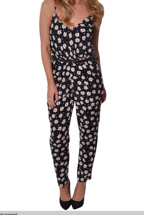 BNoNos's tweet photo. Gorgeous Jumpsuit only £20!
Sizes 10-14
Free delivery! http://t.co/sU01P93WoW