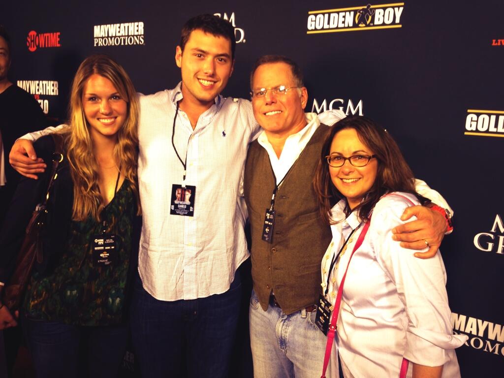 Jordan Zaslav on Twitter "Happy Mother's Day peppiecakes !! C u